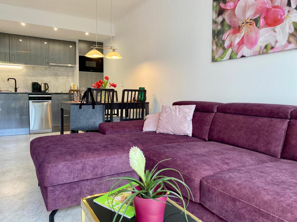 Lilie Appartement In Heviz Mit Tiefgarage, New And Modern Eksteriør bilde